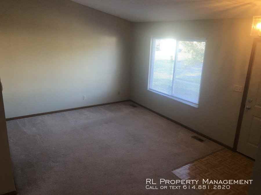 1047 Snohomish Ave. - Photo 3 of 26