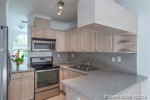 9481 Southwest 78th Avenue - Photo 3 of 7