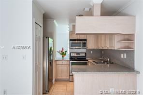 9481 Southwest 78th Avenue - Photo 2 of 7