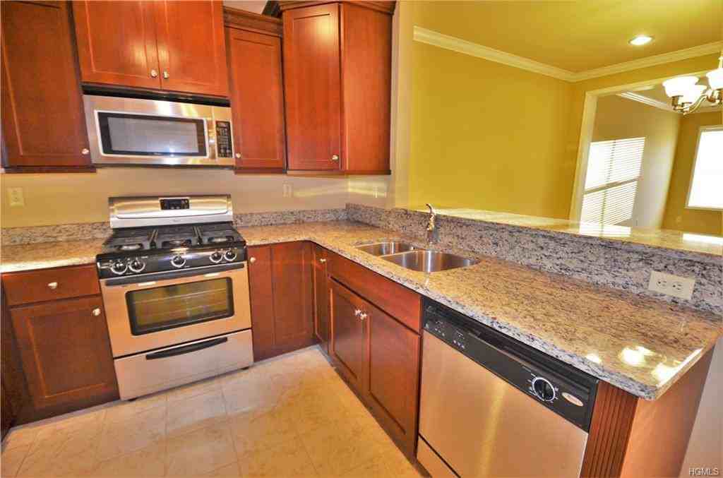 311 Canter Court - Photo 3 of 22