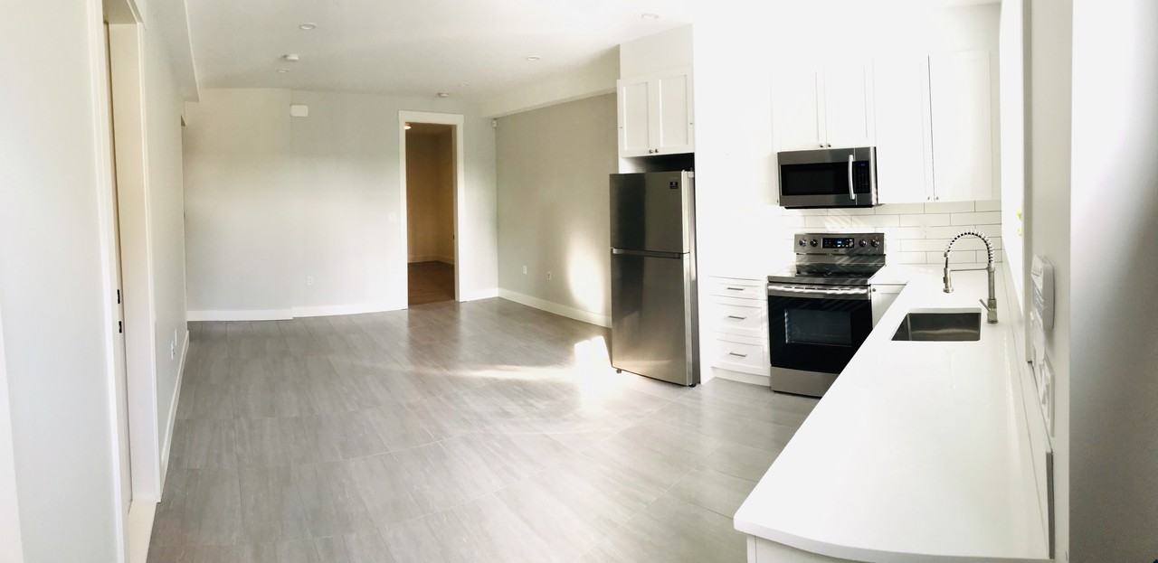 5490 Monarch Street - Photo 3 of 7