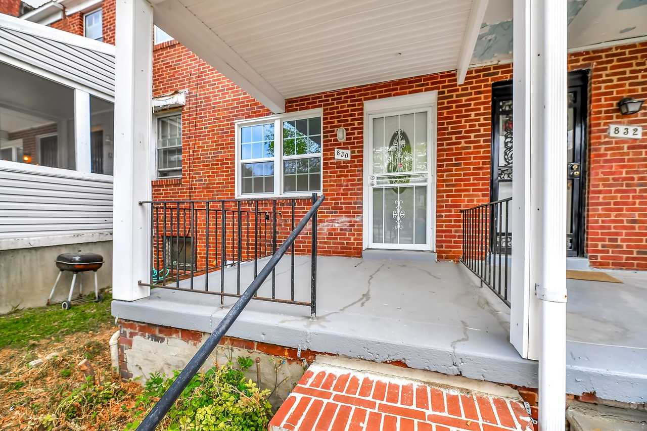 830 Dumbarton Ave - Photo 2 of 15