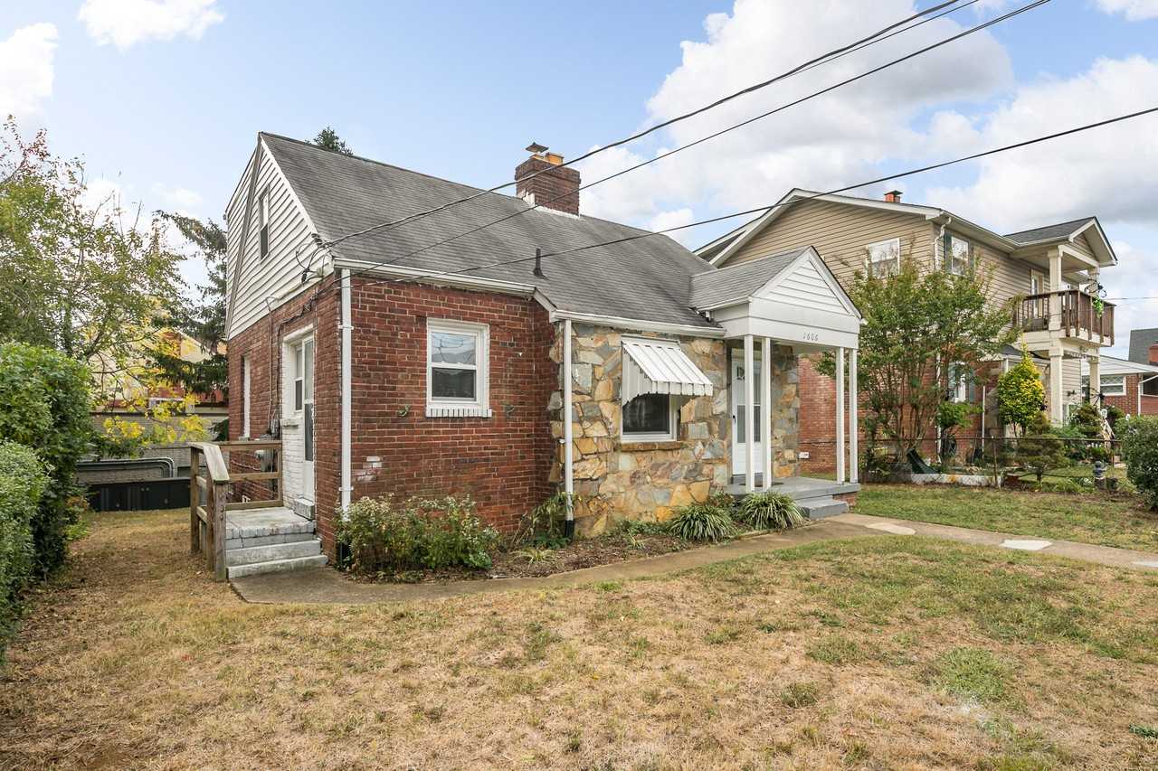 1606 13th St S - Photo 2 of 26