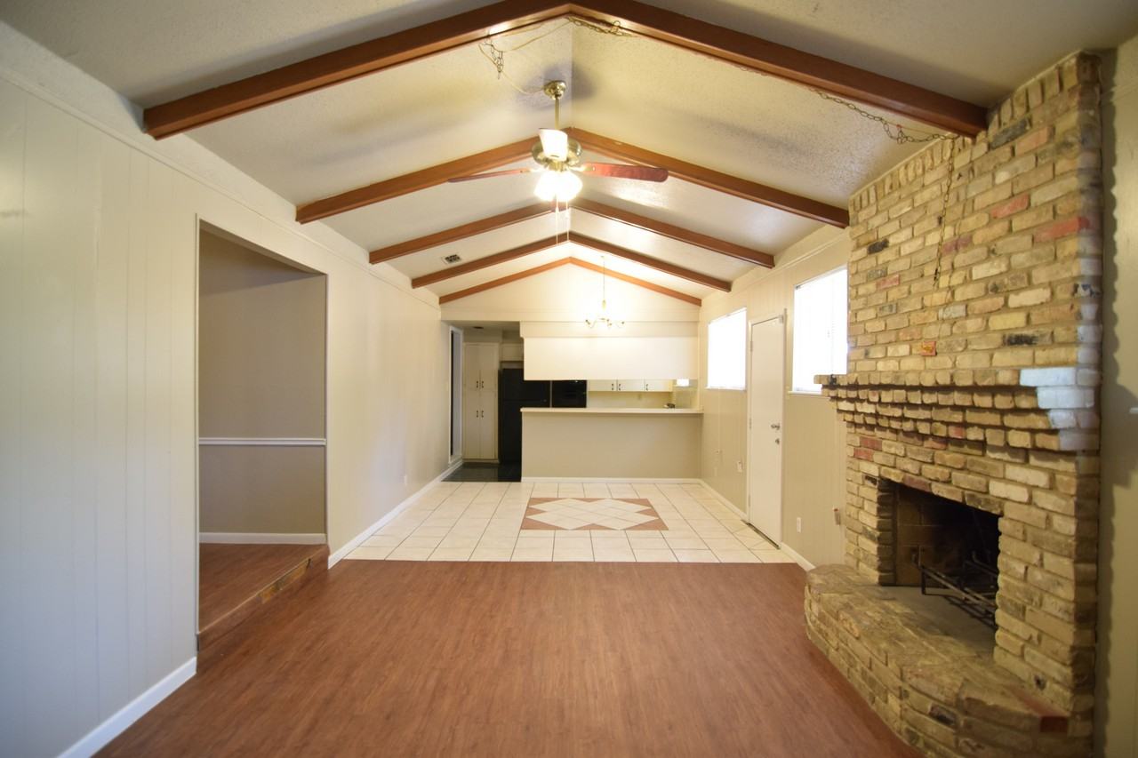 1108 Ridgeway Dr - Photo 7 of 16