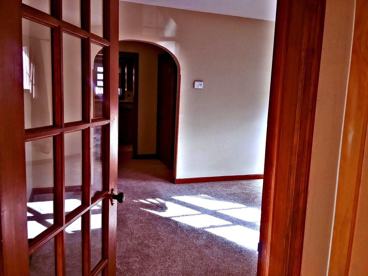 616 W Linden St - Photo 2 of 50