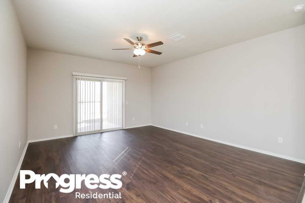 25444 W Darrel Dr - Photo 3 of 16