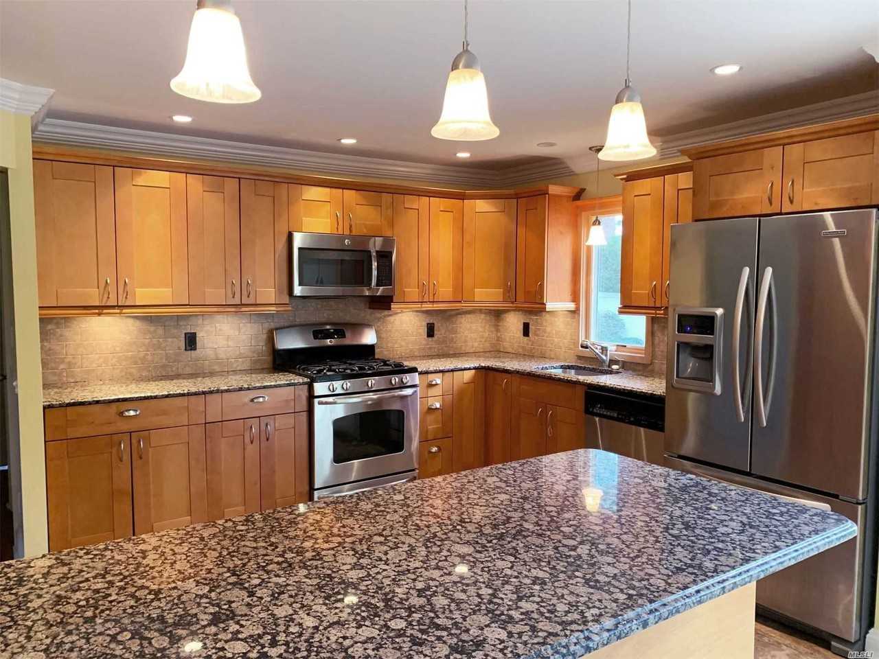 26 Michigan Ave - Photo 3 of 11