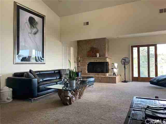 625 Fontana Way - Photo 2 of 18