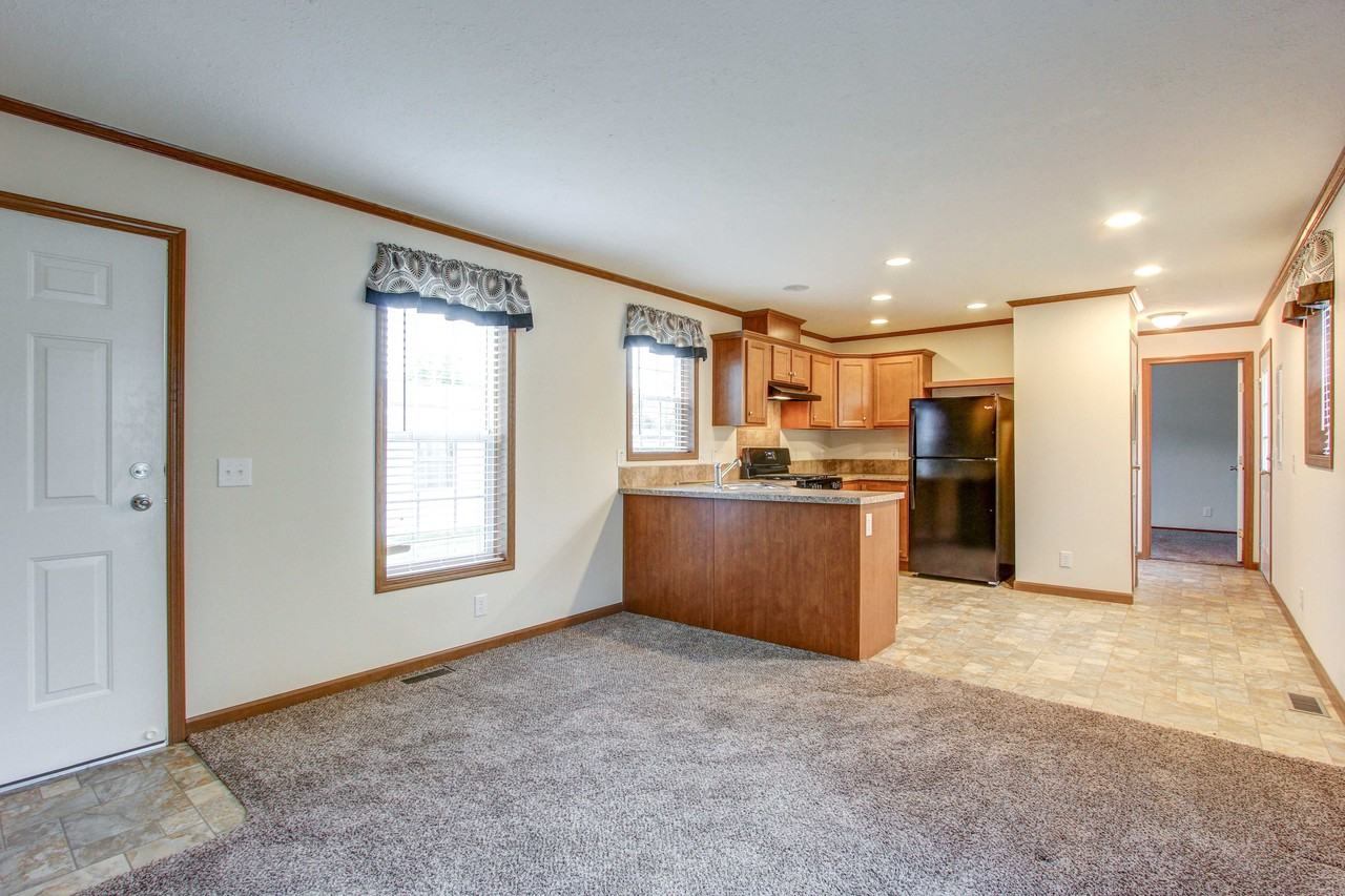 South Valley - Photo 2 of 10