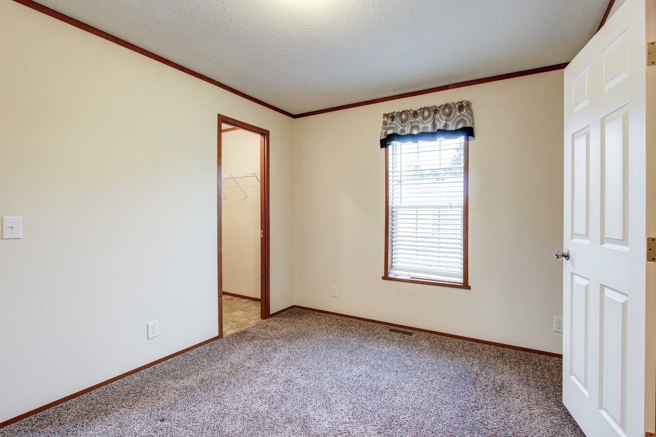 South Valley - Photo 3 of 10