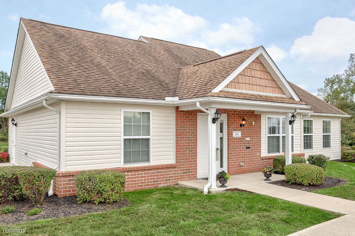 Ardmore Crossing - Photo 3 of 20