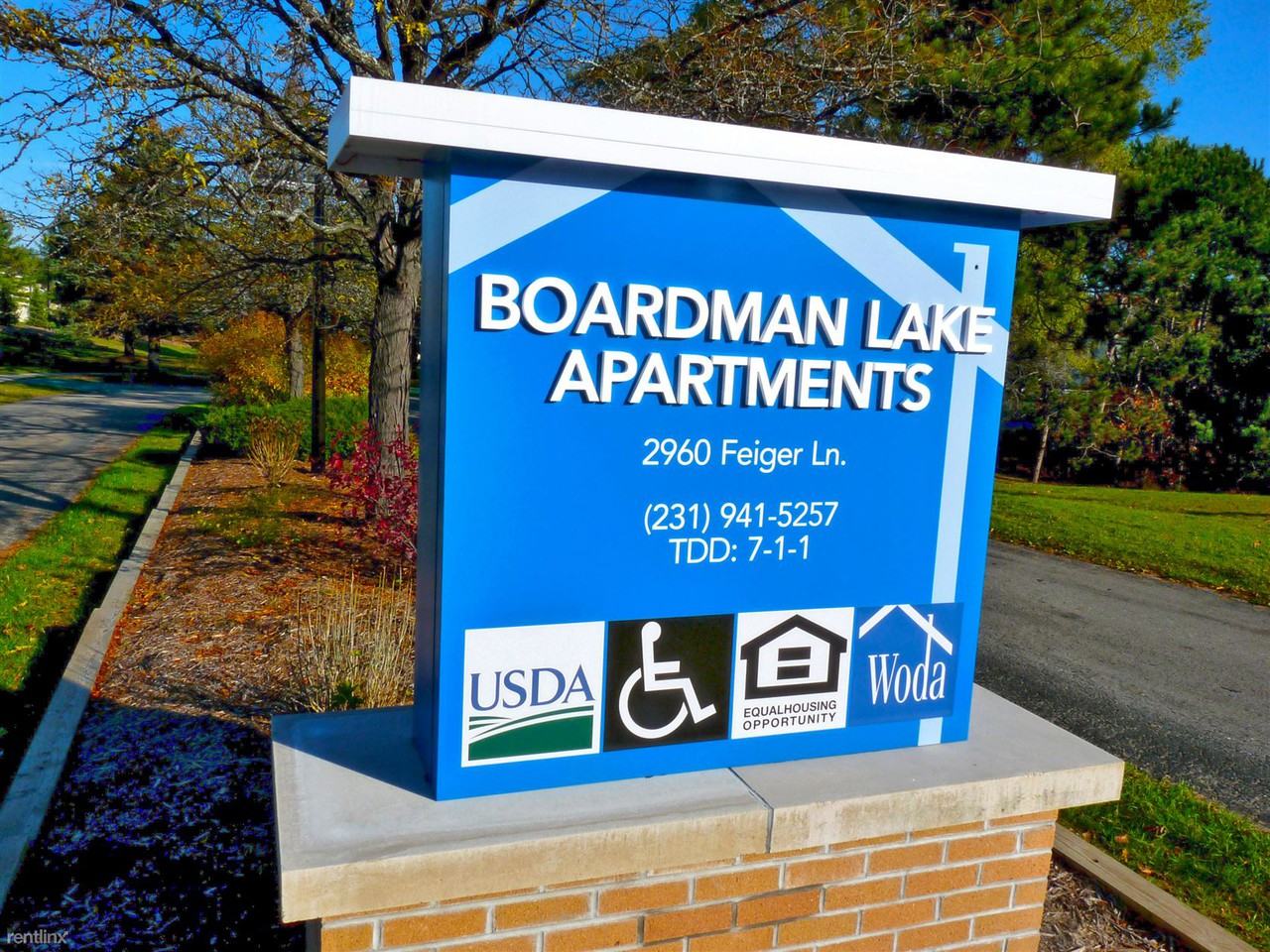 Boardman Lake Apartments For Rent 2960 Feiger Ln