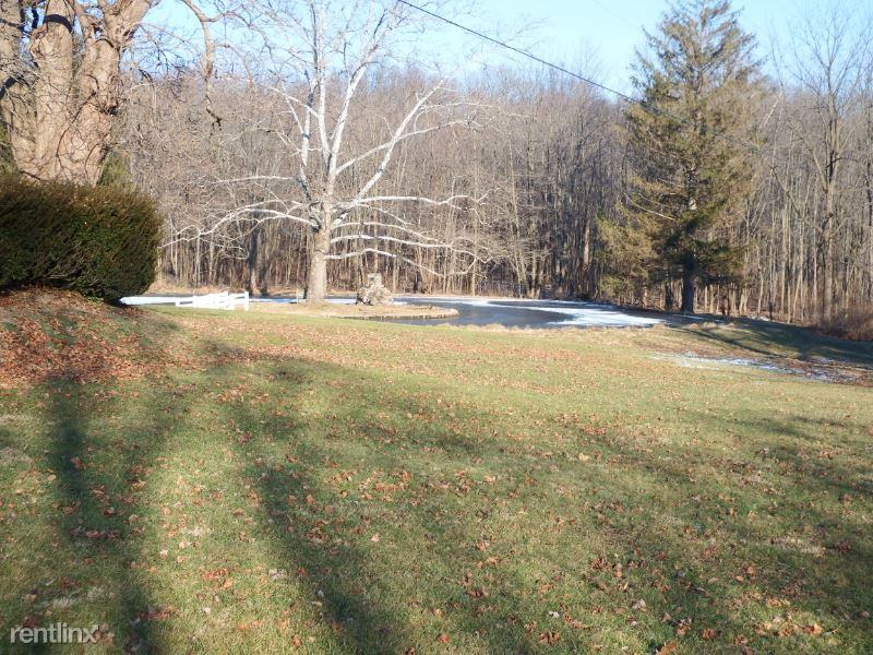 631 Airport Rd - Photo 3 of 42