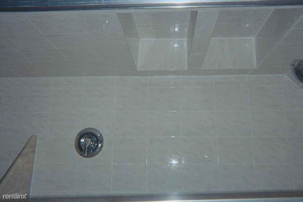 1771 Lamberton Ct - Photo 3 of 7