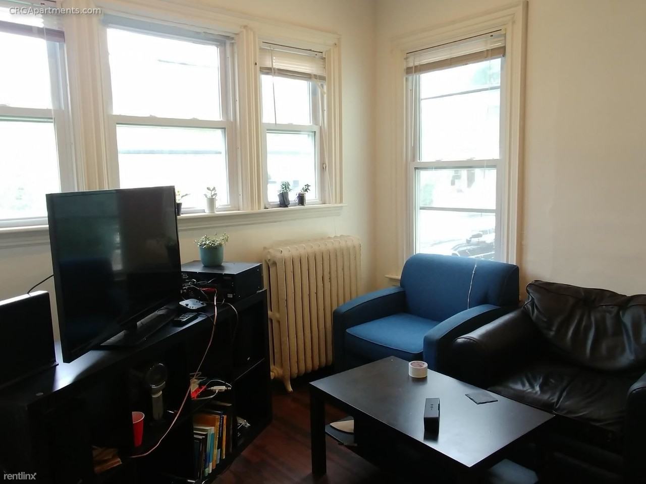 40 Curtis St #1 - Photo 2 of 9