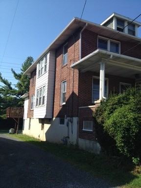 2404 Penn Ave - Photo 2 of 4