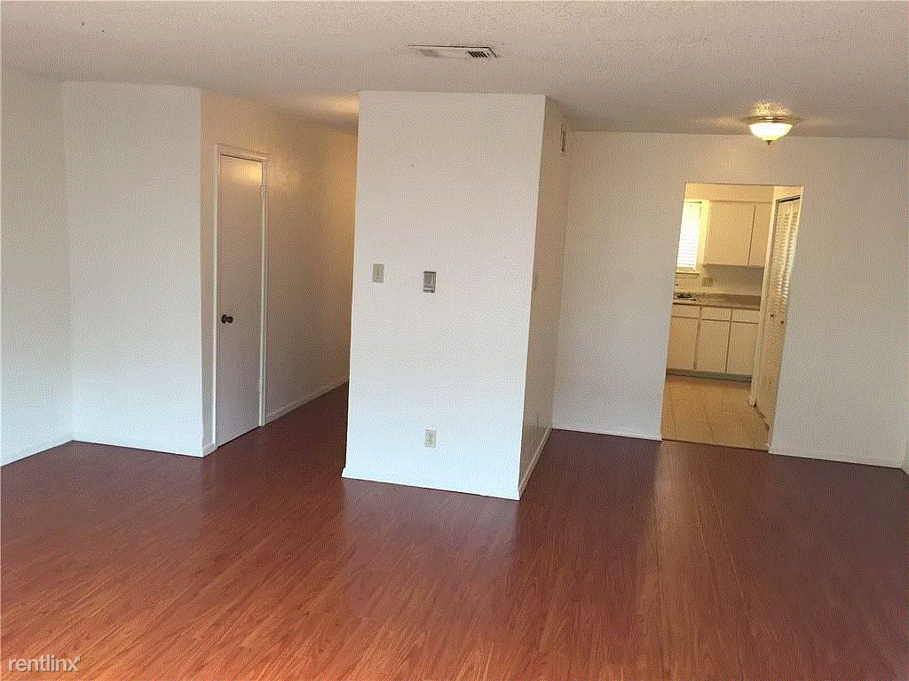 2325 Trellis Pl - Photo 3 of 4