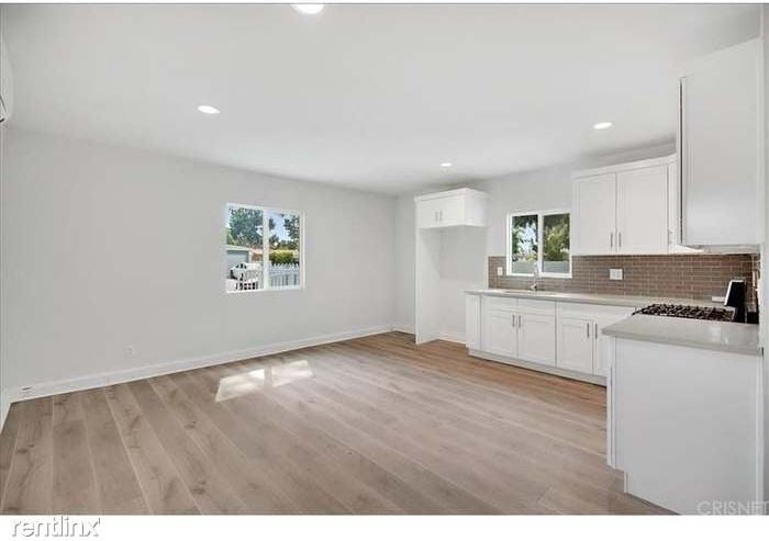 14953 Oswald St - Photo 2 of 4