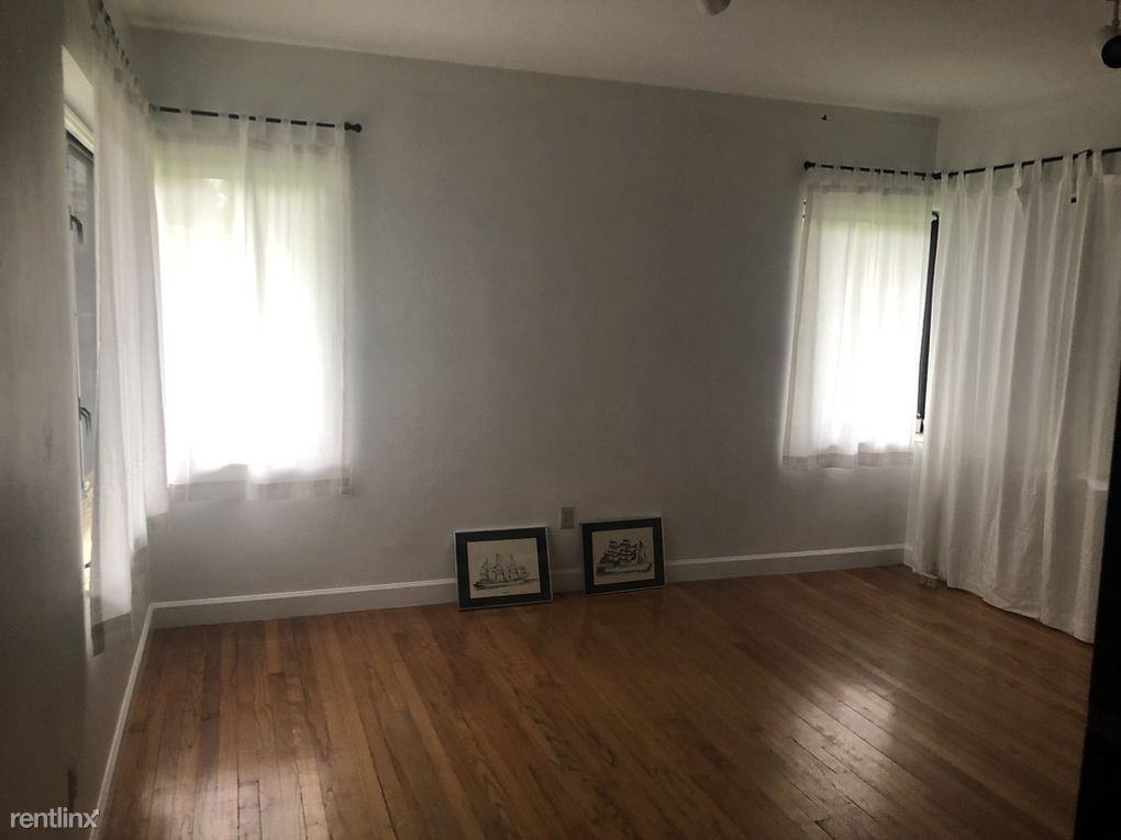 1170 Ne 97th St - Photo 3 of 4