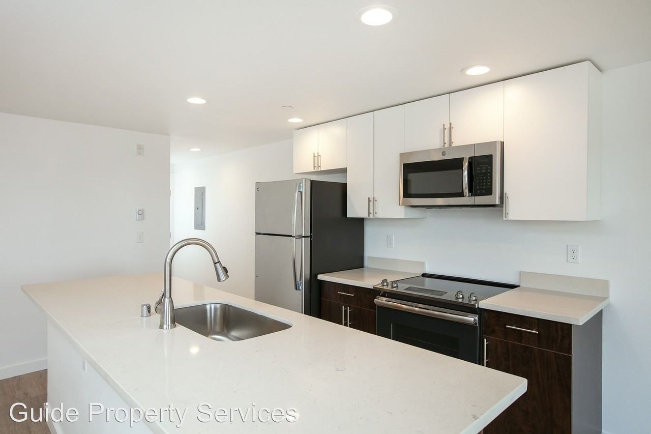 316 13th Ave E - Photo 3 of 3