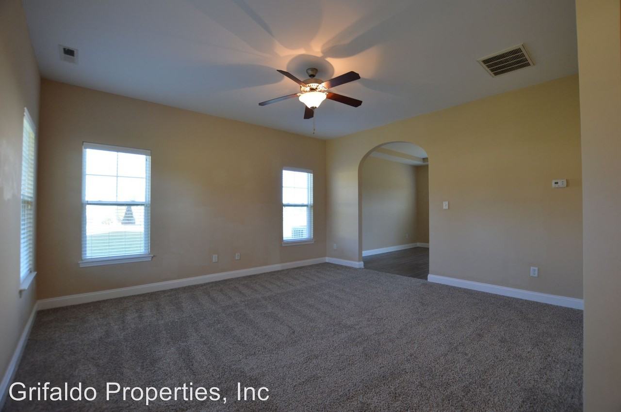 1362 Old Comfort Hwy - Photo 3 of 41