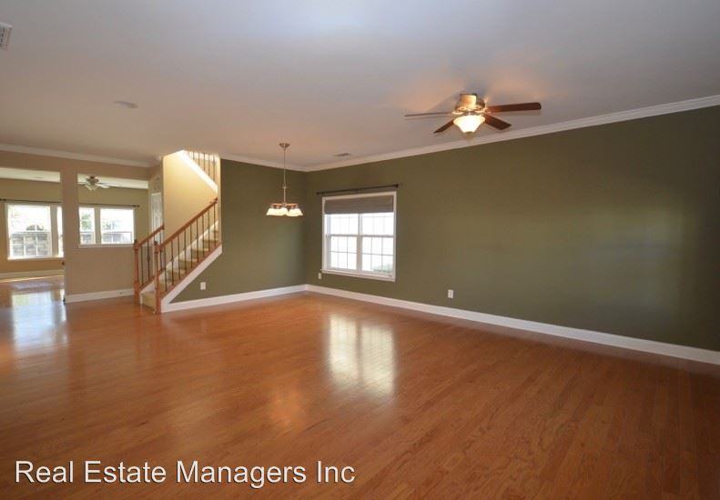 178 Silverspring Pl - Photo 3 of 39