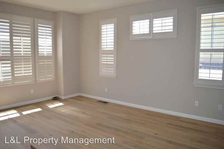 39 Vista Marin Drive - Photo 2 of 25