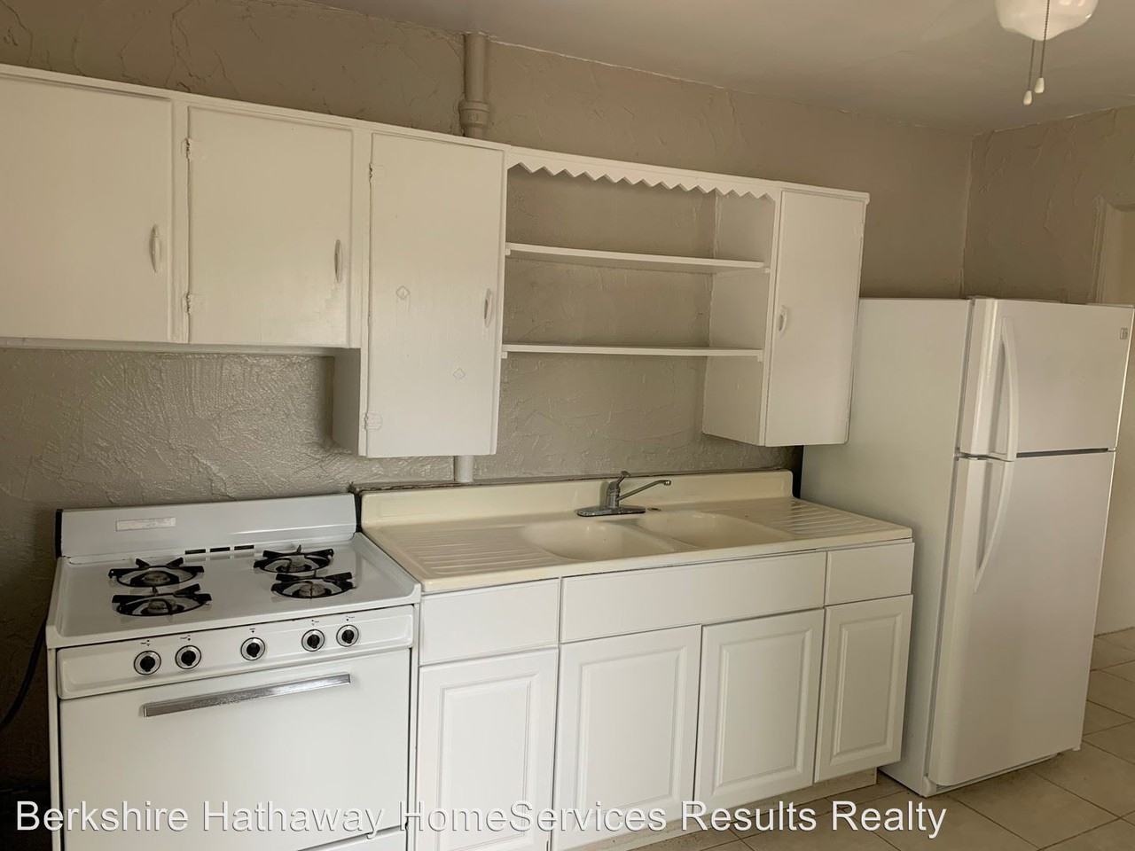 205 W. Sproule Street - Photo 2 of 11