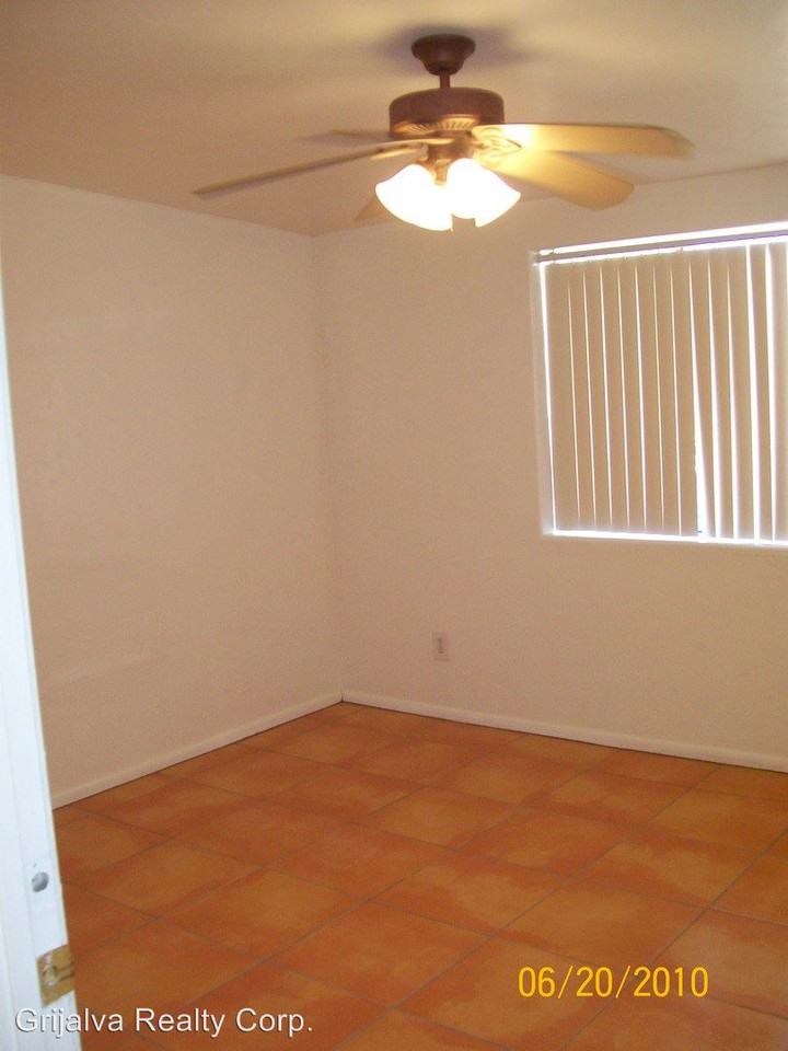 1525 N. El Rio Dr. - Photo 2 of 8