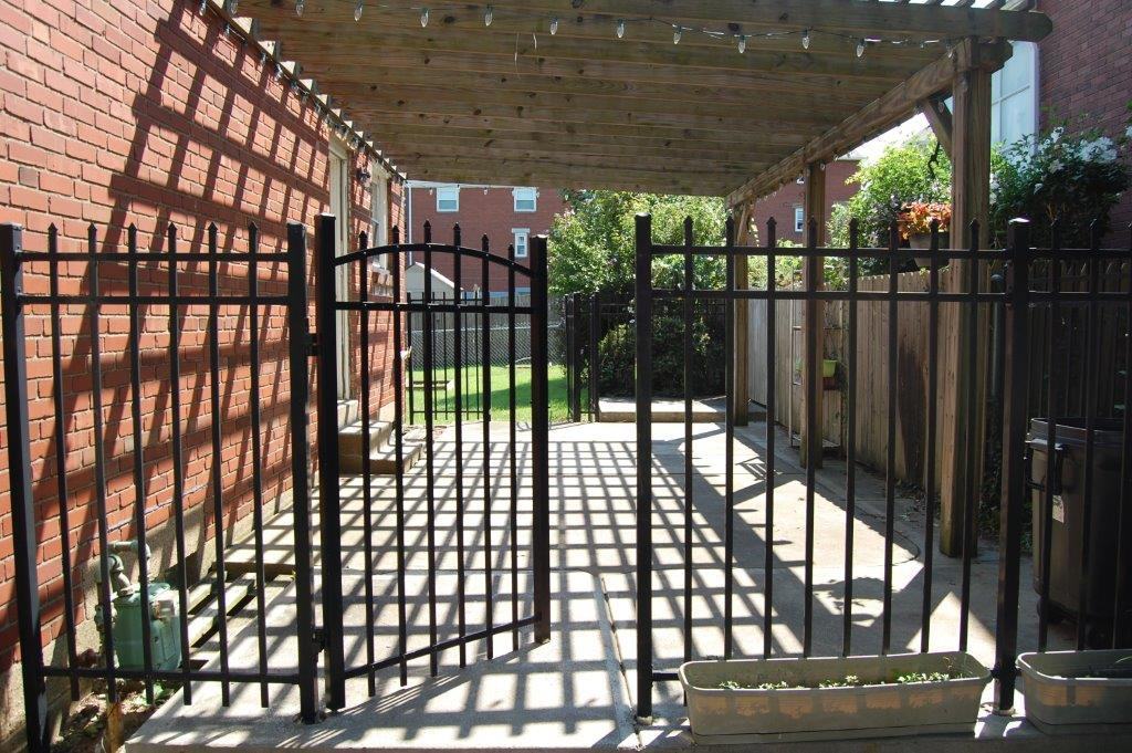 1434 Woodbine St - Photo 2 of 22