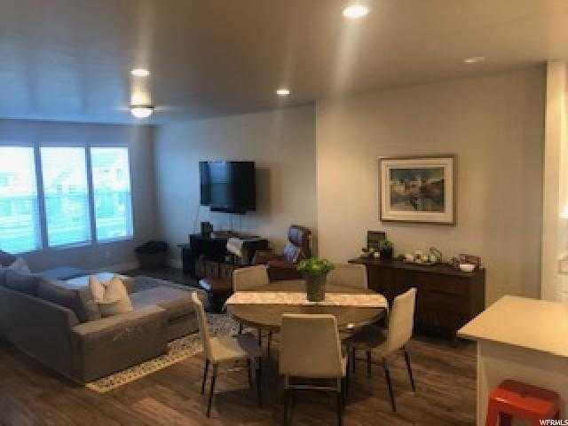 5123 W Stockfield Ln - Photo 3 of 20