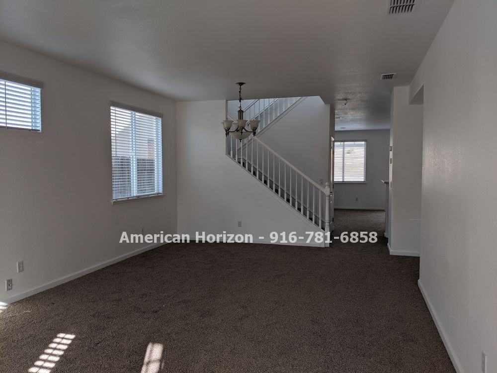 125 Lone Oak Court - Photo 2 of 22