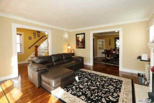 4125 41-25 248th St - Photo 3 of 15