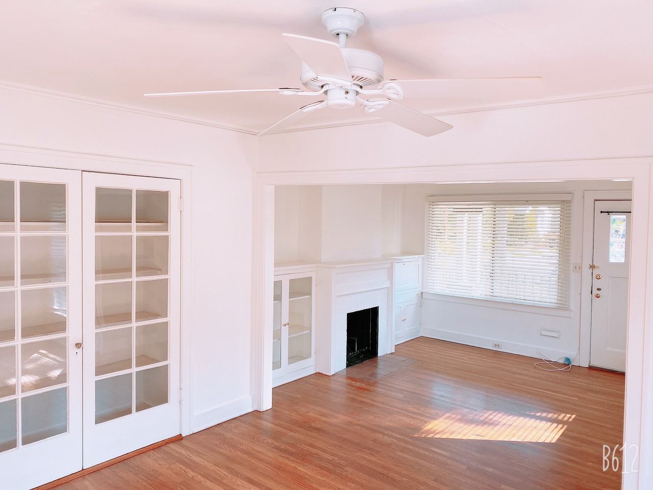 949 Palm Terrace - Photo 3 of 13