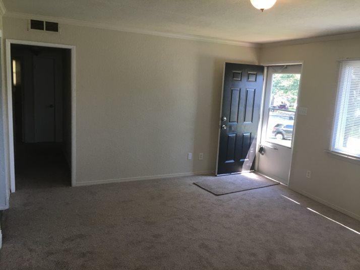 1820 Washington Street - Photo 2 of 7