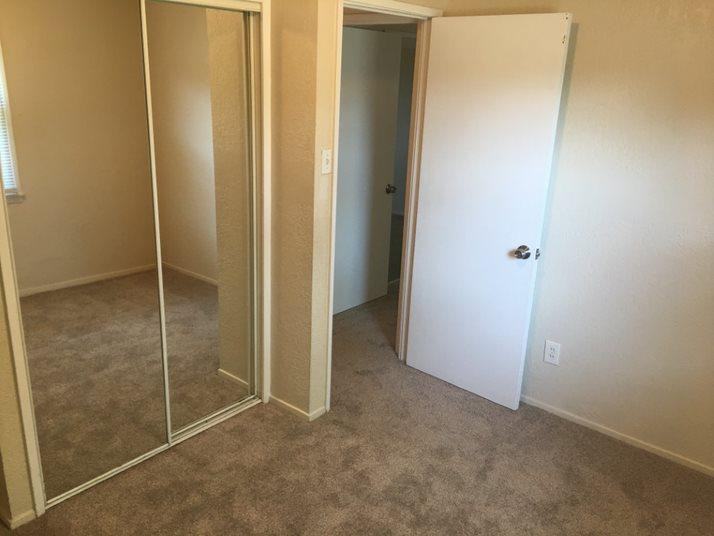 1820 Washington Street - Photo 3 of 7