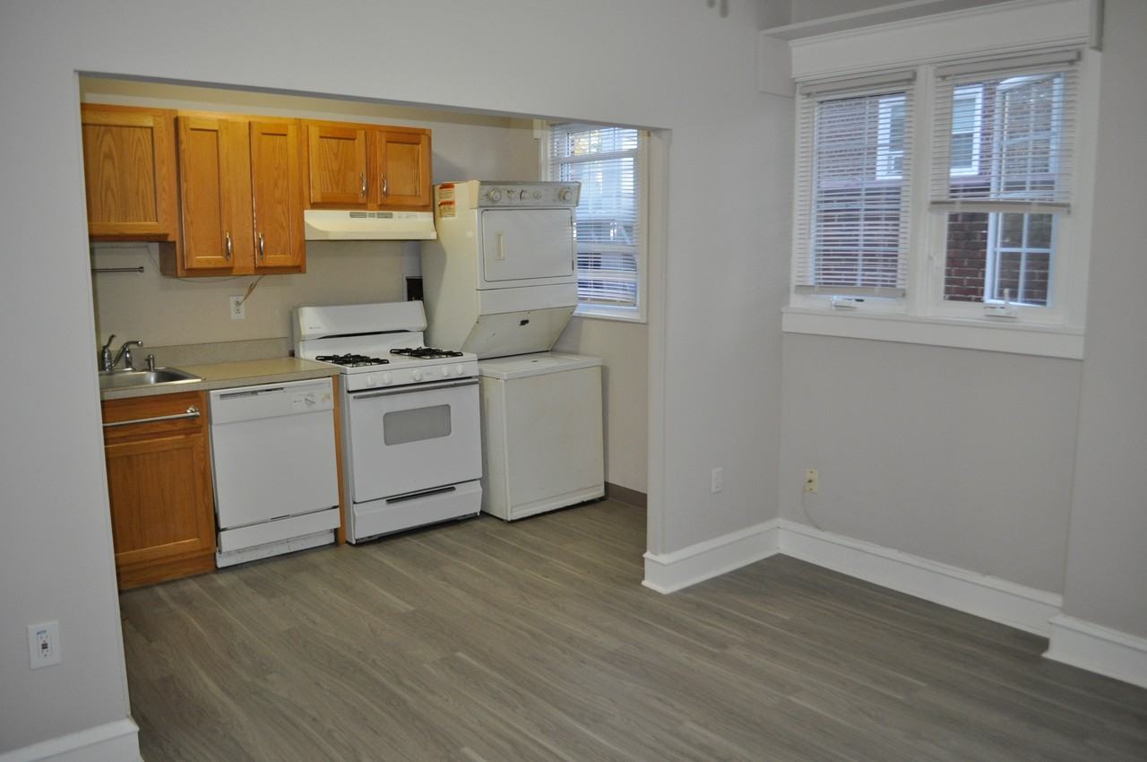 1306 Edgewood Road - Photo 3 of 16