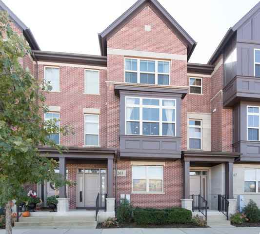 263 Aspen Pointe - Photo 2 of 21