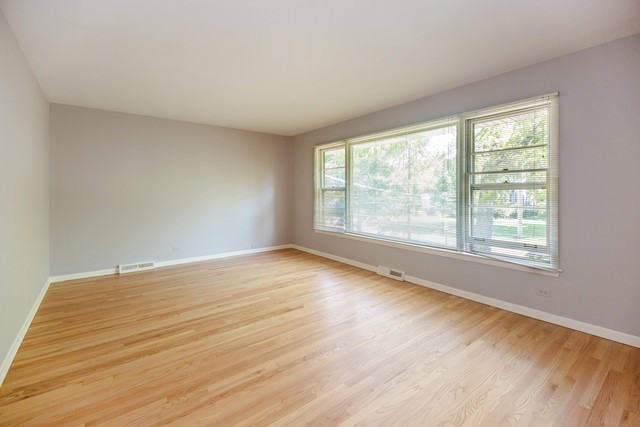 730 Chestnut #B - Photo 2 of 12
