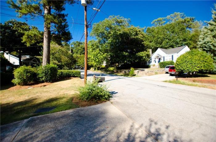 2272 Stephen Long Drive Ne - Photo 3 of 26