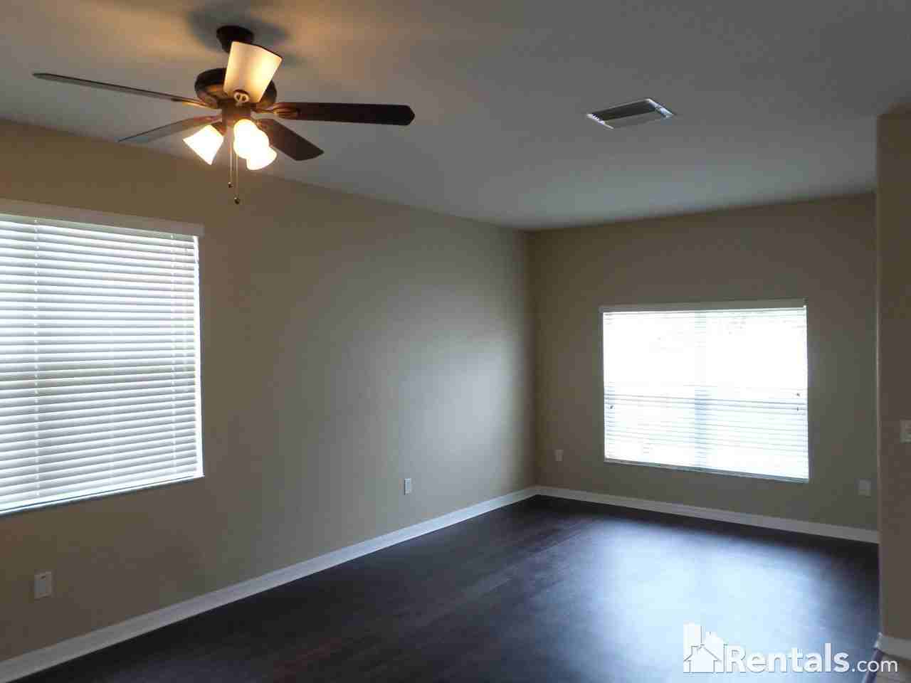 5900 Desert Peace Ave - Photo 3 of 10