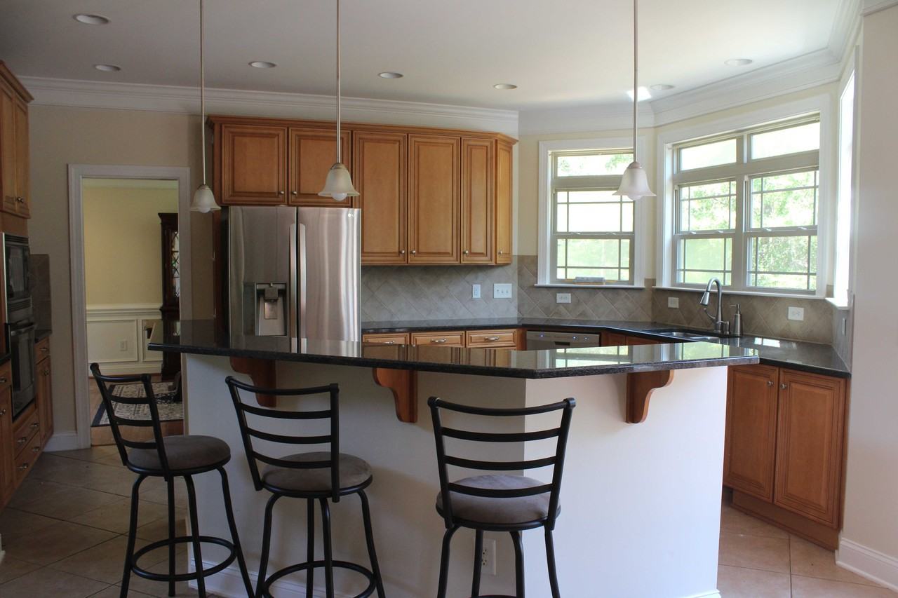 743 Irish Green Dr - Photo 2 of 10