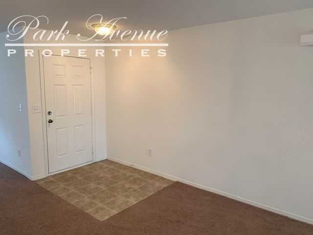 833 Willow Creek Dr - Photo 2 of 10