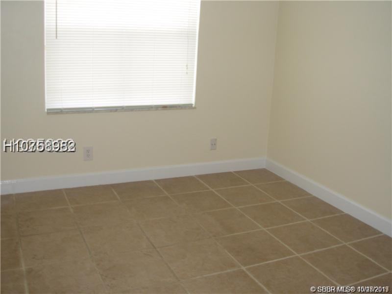 936 Tanglewood Circle #0 - Photo 3 of 11