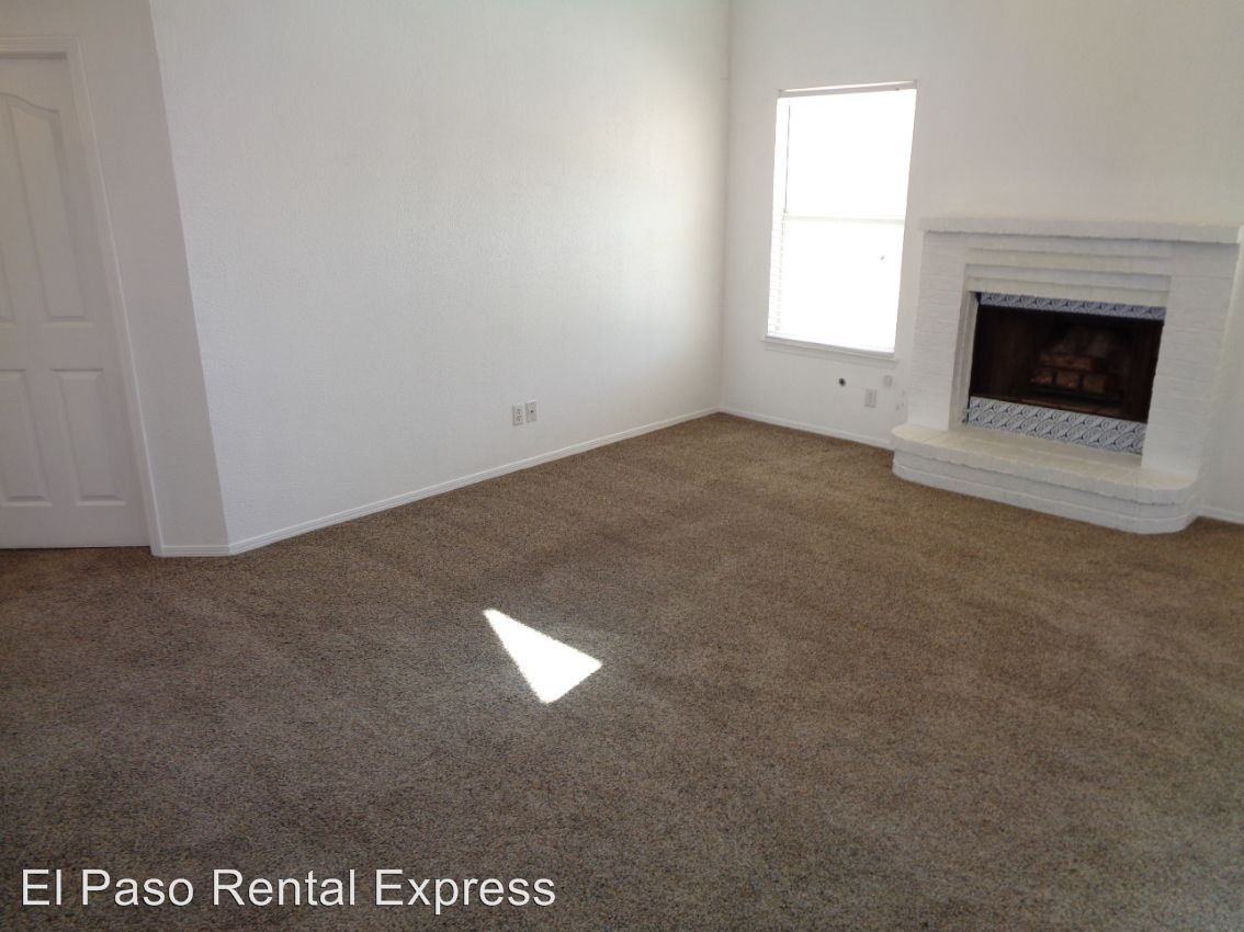 11896 Two Towers Dr - Photo 2 of 22