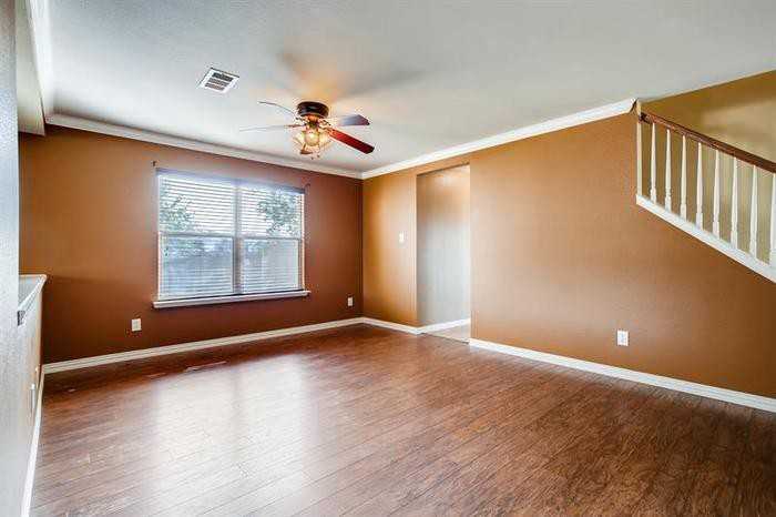 7216 Jamaica Way - Photo 3 of 16