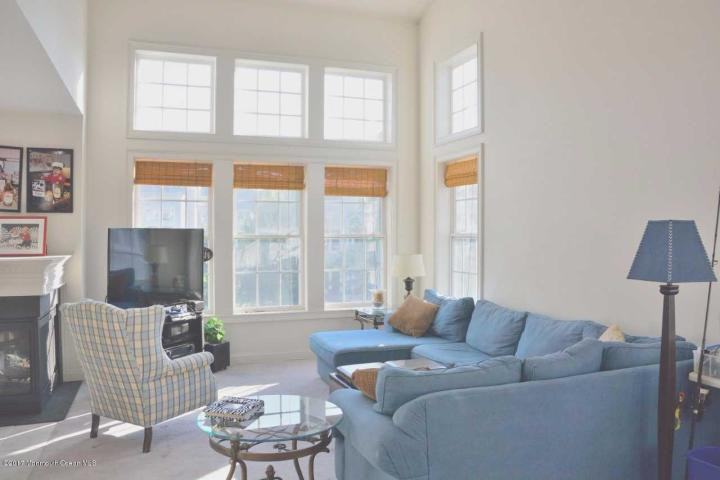 30 Skimmer Lane - Photo 3 of 8