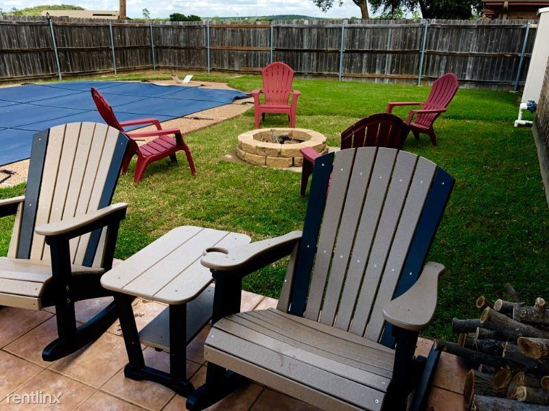 4105 Ne 5th Street - Photo 2 of 16