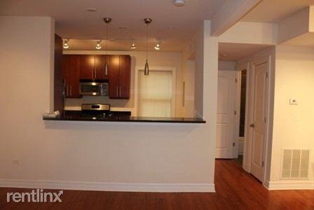 3814 N Sheffield Ave - Photo 3 of 9