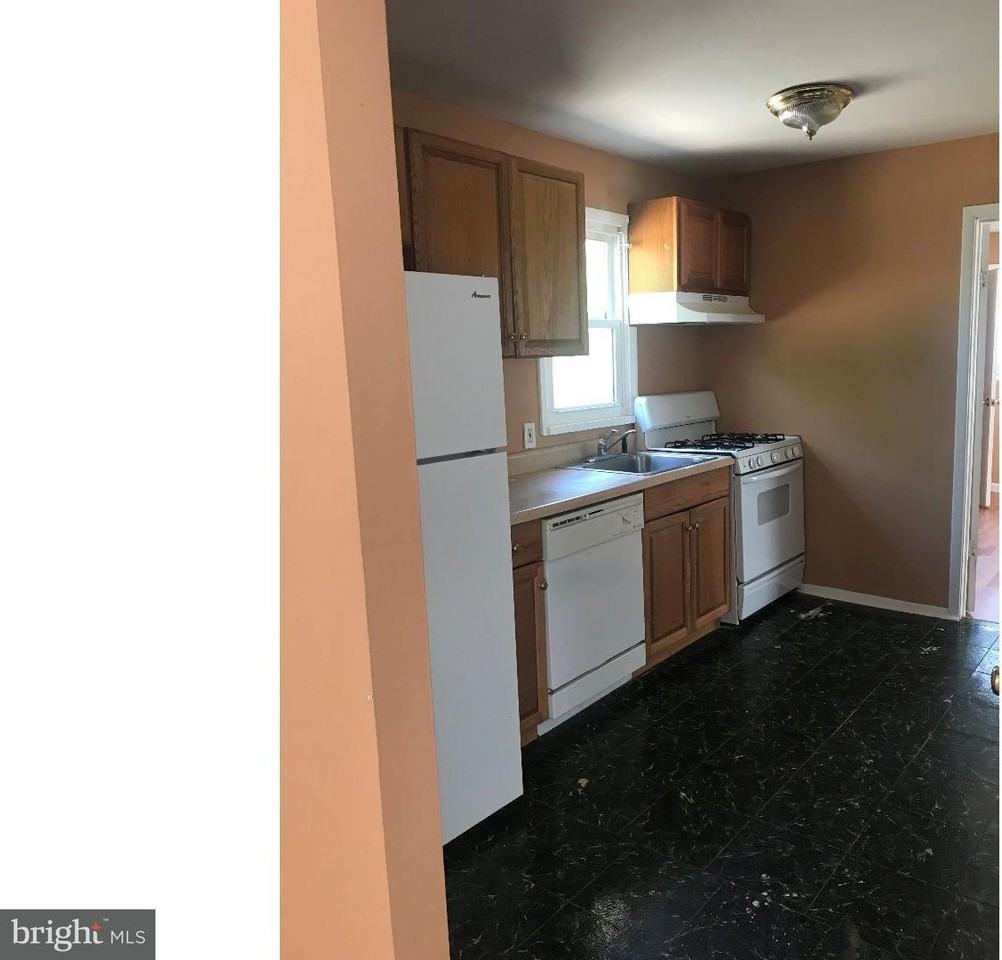 2520 Milbourne Drive - Photo 2 of 7